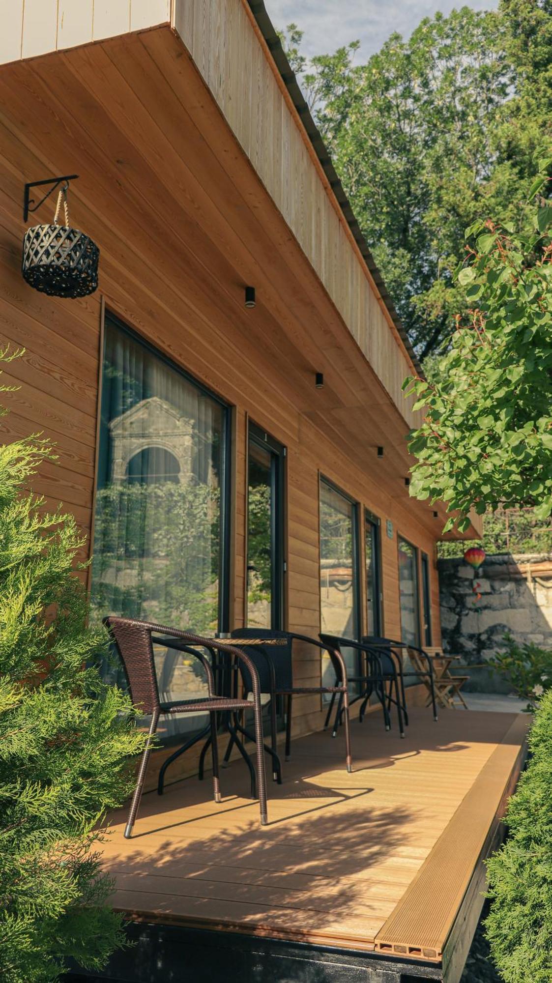 Garden Rooms In Κουτάισι Εξωτερικό φωτογραφία